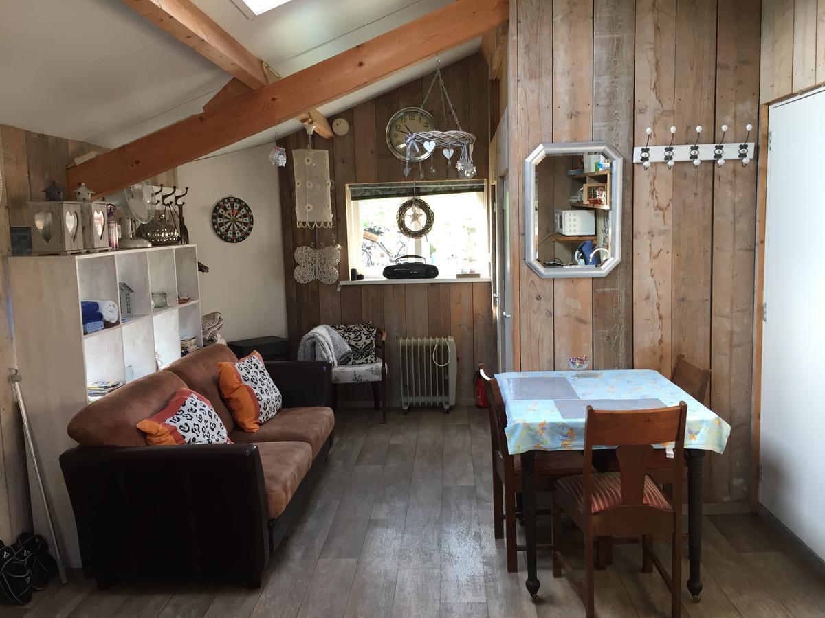 Het Boenhok Logies Bed & Breakfast Lekkerkerk Bagian luar foto