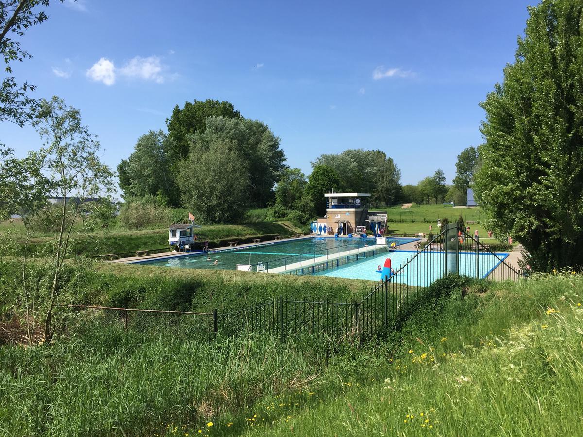 Het Boenhok Logies Bed & Breakfast Lekkerkerk Bagian luar foto